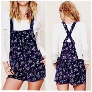 Free People Purple Floral Corduroy Overall Shorts Romper size 2